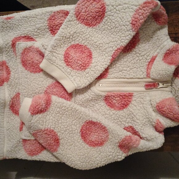 Carter’s sherpa fleece jacket size 18 months - Picture 2 of 3